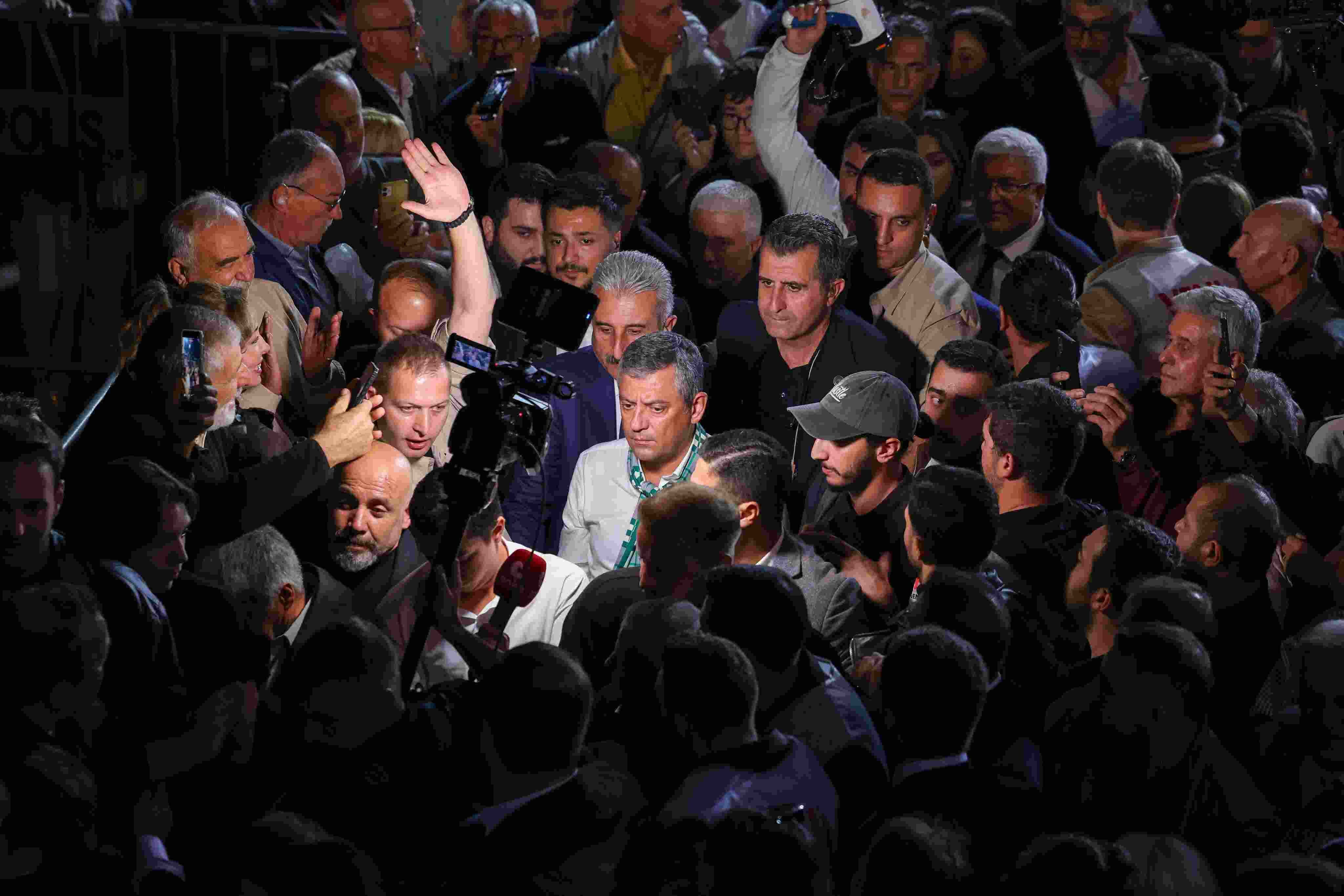 Özgür Özel