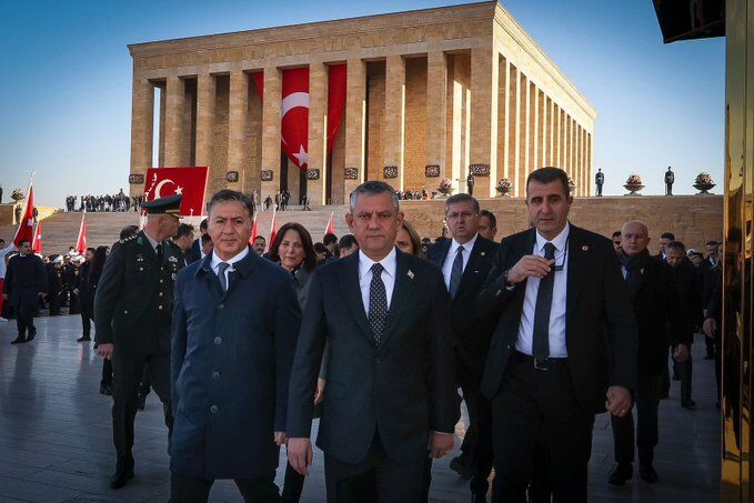 Özgür Özel