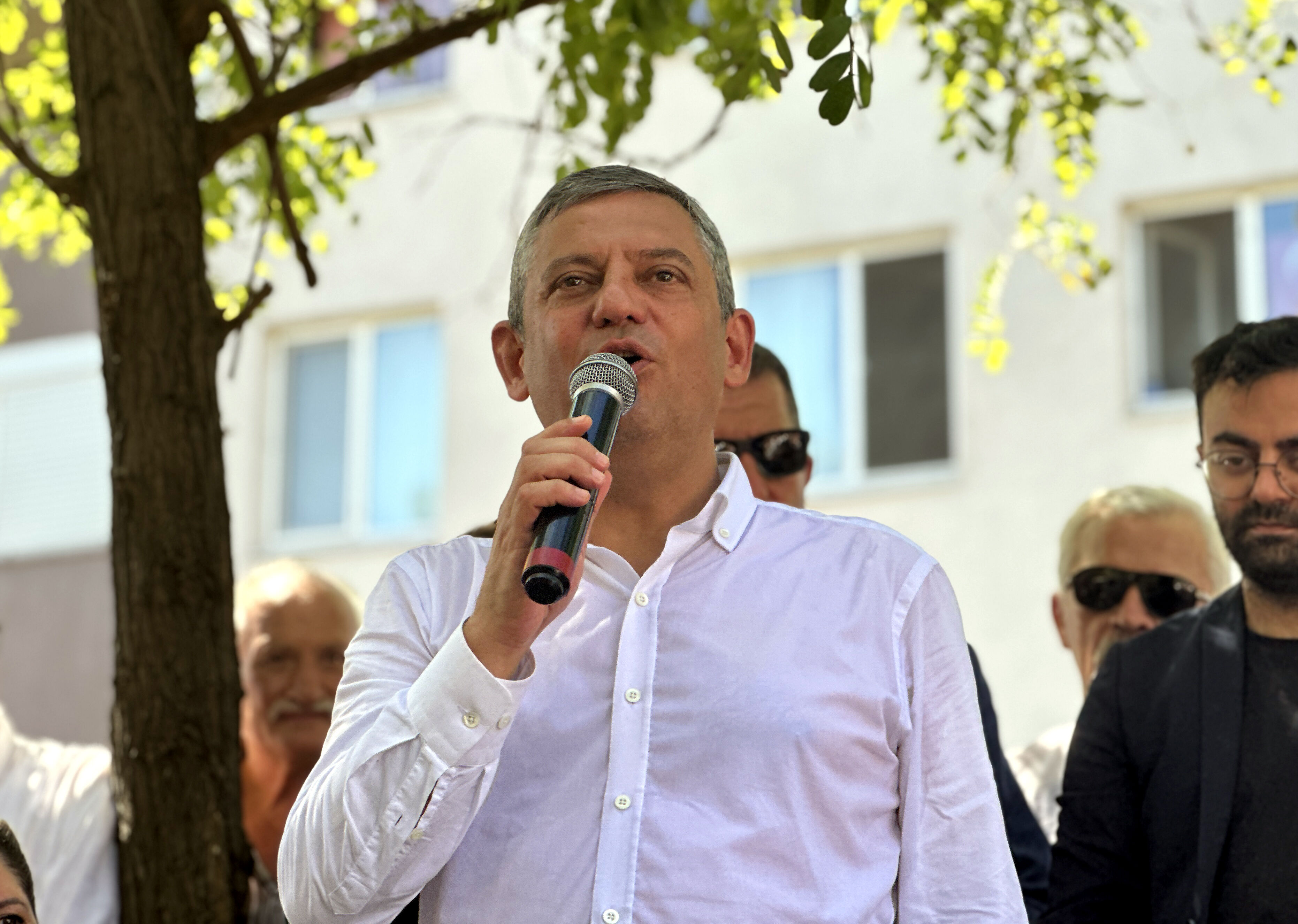 Özgür Özel’den Köprü Ve Otoyol Çıkışı