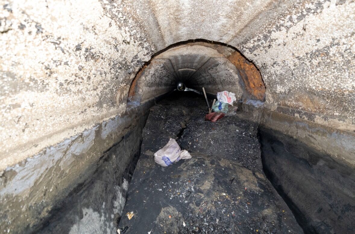 Yıpranan beton borulara epoksi zırhı