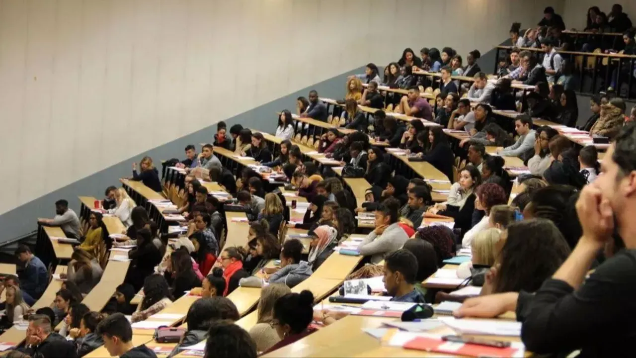 Universite Ogrenciler
