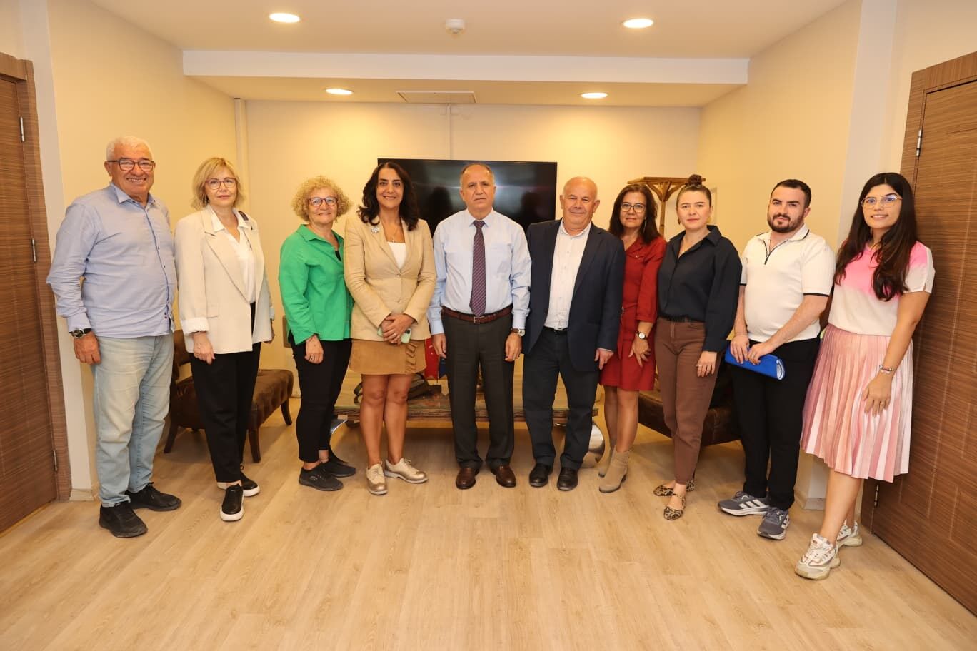 Başkan Vekili Benzer: "Hayatlarına dokunacağız"