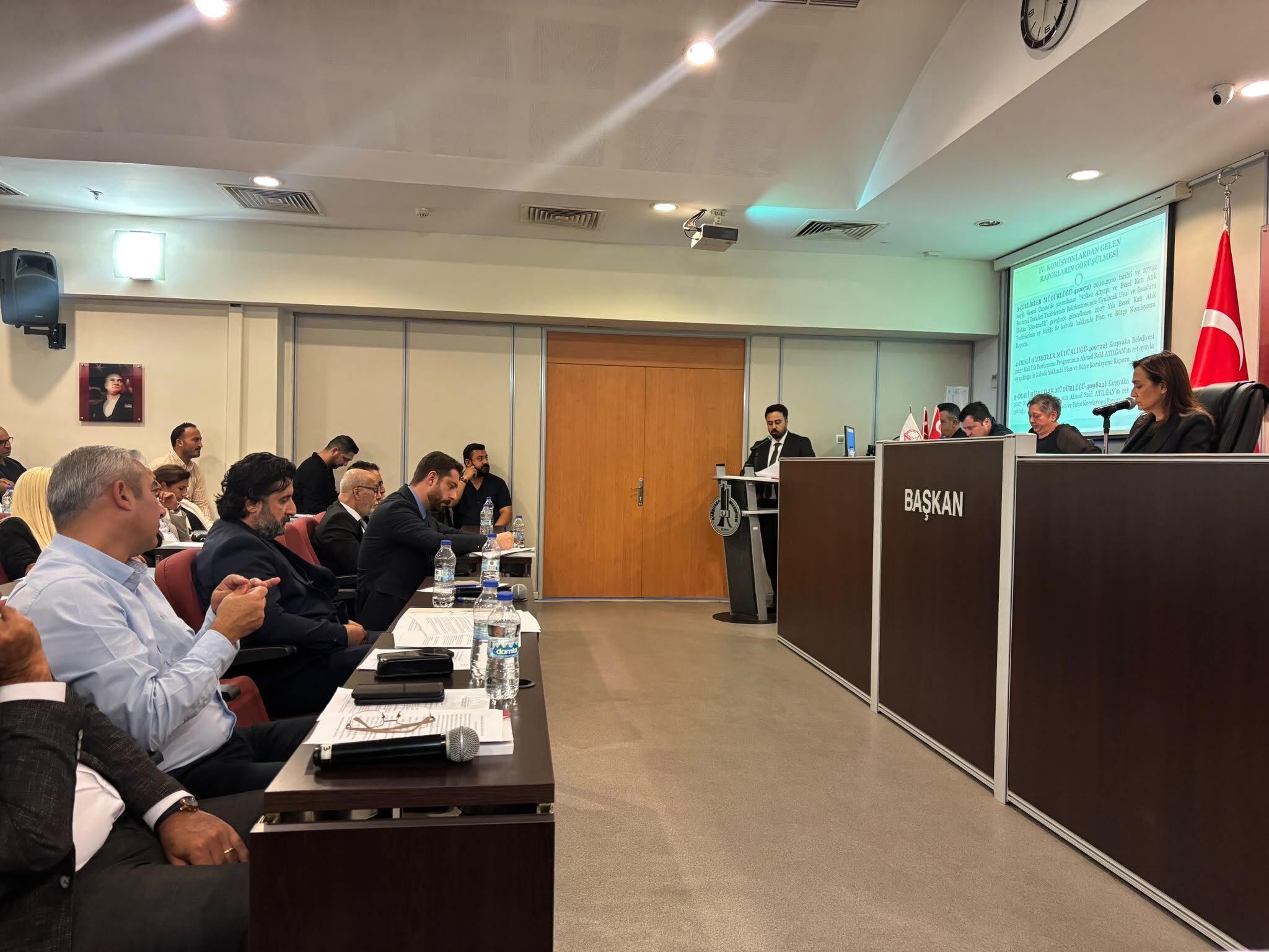 AK Parti'den Karşıyaka bütçesine denkleştirici önerge!