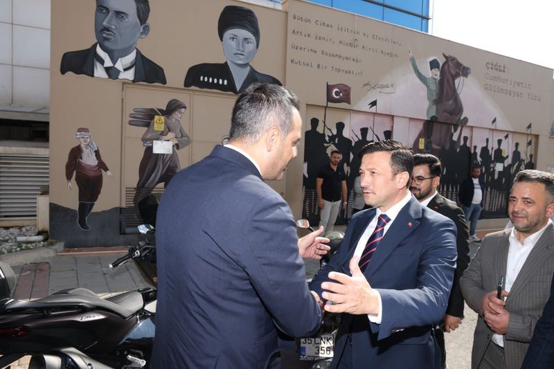 Ak Parti’ye Geçen Çiğli Belediye Başkanı Yıldız’a Hamza Dağ’dan Ziyaret (5)