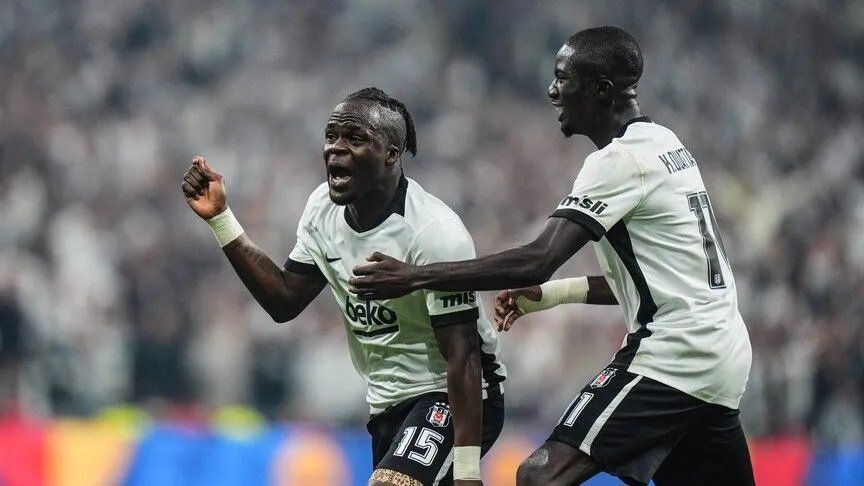 Besiktas Basaksehir Maci