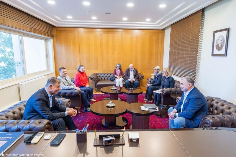Dünya Bankası’ndan İzmir’in Projelerine Destek Mesajı! Körfez Altından Demiryolu Geçişi Ve Kentsel Dönüşüm Masada (1)