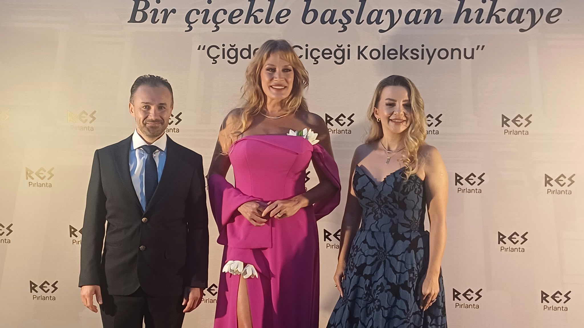Ebru Cünebeyoğlu-1