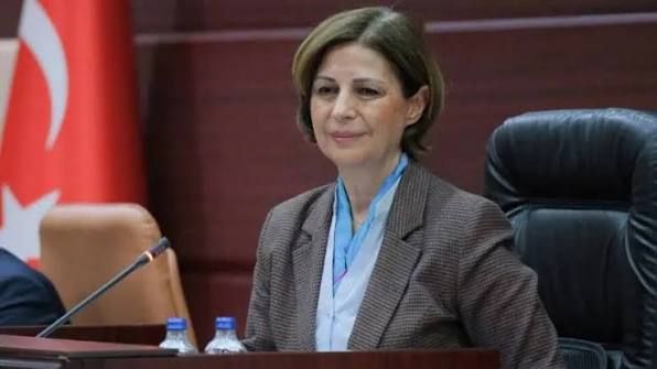 Eskişehir Büyükşehir Belediye Başkanı Ayşe Ünlüce-1