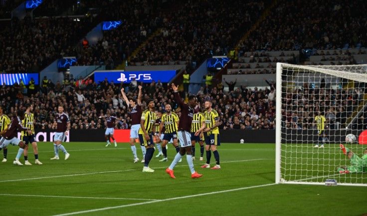 Fenerbahçe'de dedikodu kazanı kaynıyor