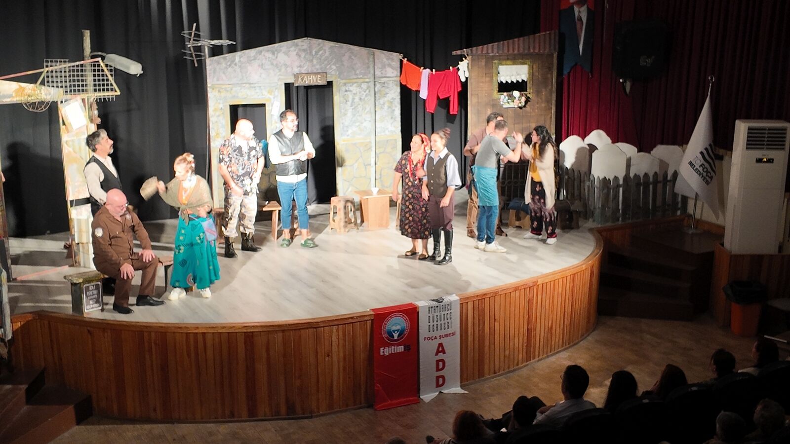 Eski Belediye başkanından başrol performansı