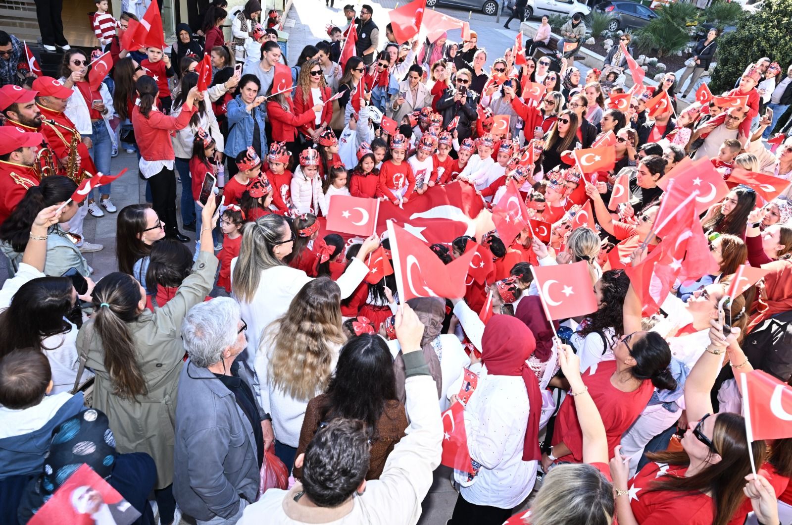Erken yaşta Cumhuriyet bilinci ve Milli değerler
