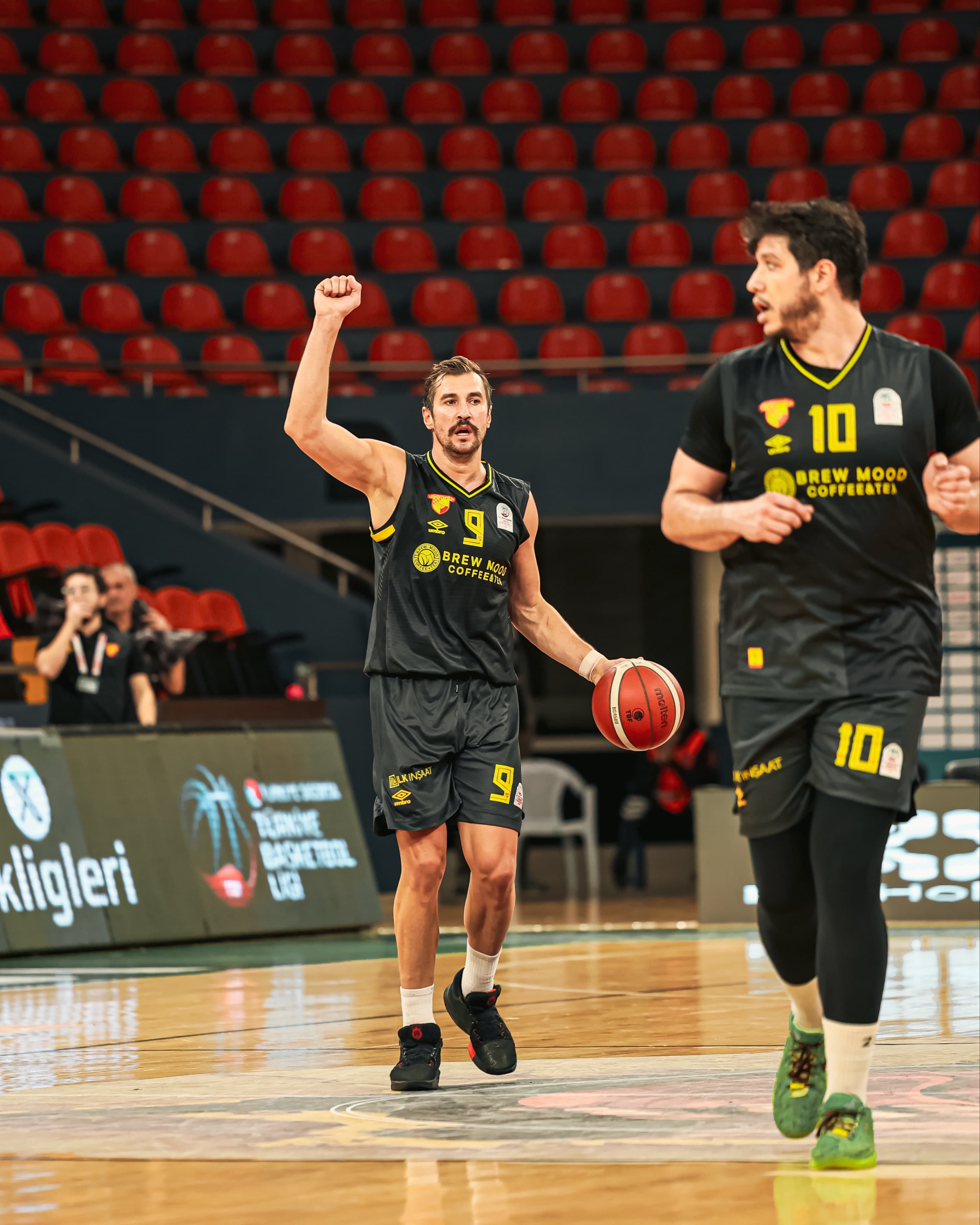 Göztepe Basket (1)
