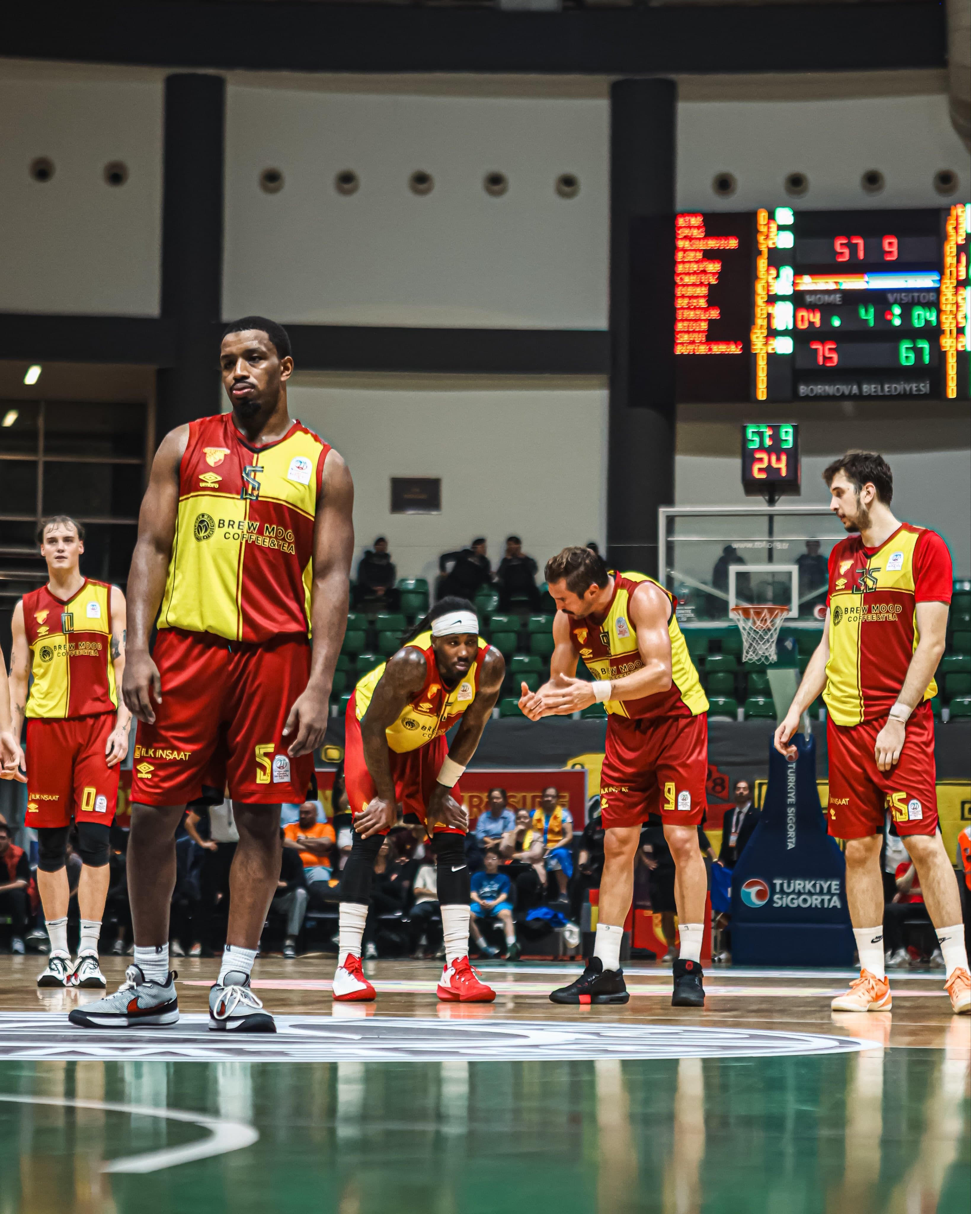 Göztepe Basket-5