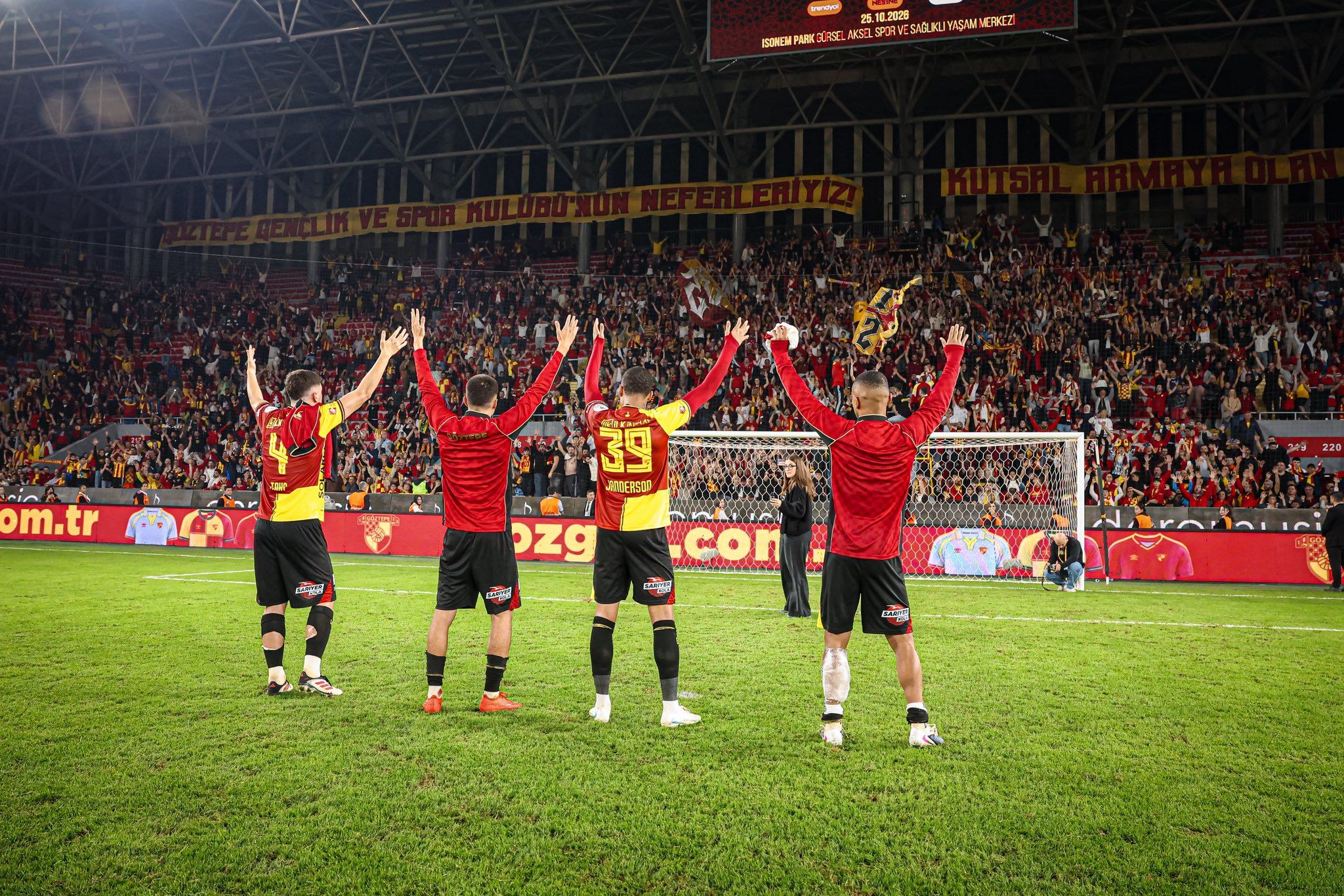 Göztepe Ivme Yakaladı
