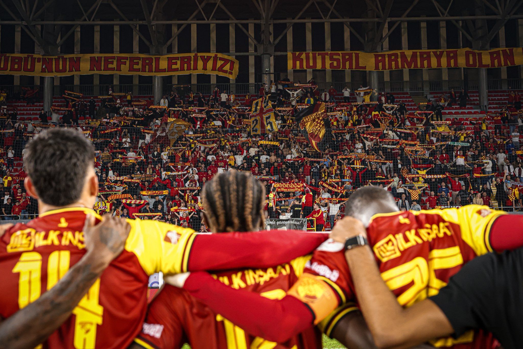 Göztepe Taraftar-6