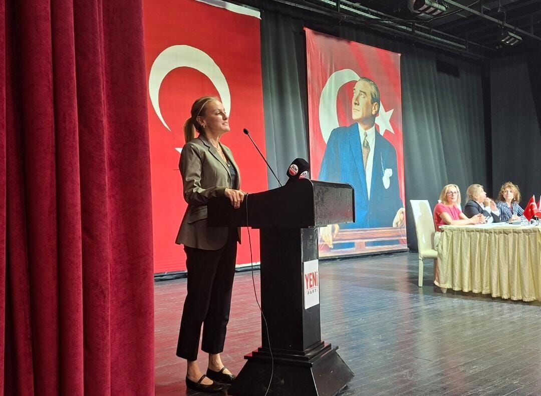 Seda Kaya Ösen: İhanetlere şahit oluyoruz