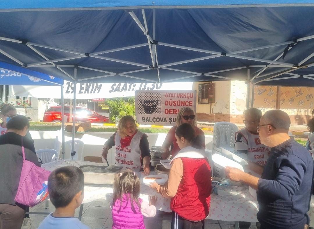 Atatürkçü Düşünce Derneği 29 Ekim Balçova İzmir