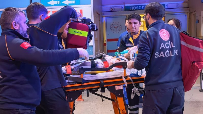 İnegöl’de Otomobilin Çarptığı 2 Yaşındaki Melis Yaşamını Yitirdi (1)