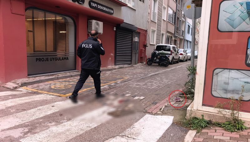 İnegöl’de Otomobilin Çarptığı 2 Yaşındaki Melis Yaşamını Yitirdi (2)