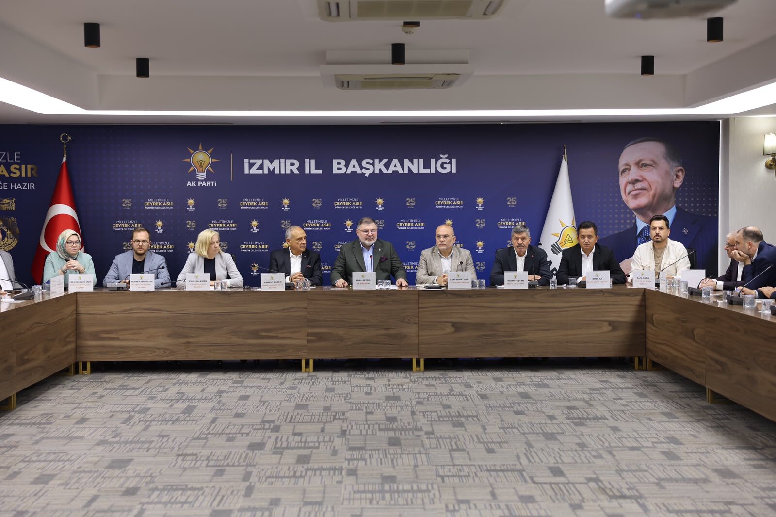 İzmir Siyasetinde Kritik Hafta Gözler Ankara'da (2)