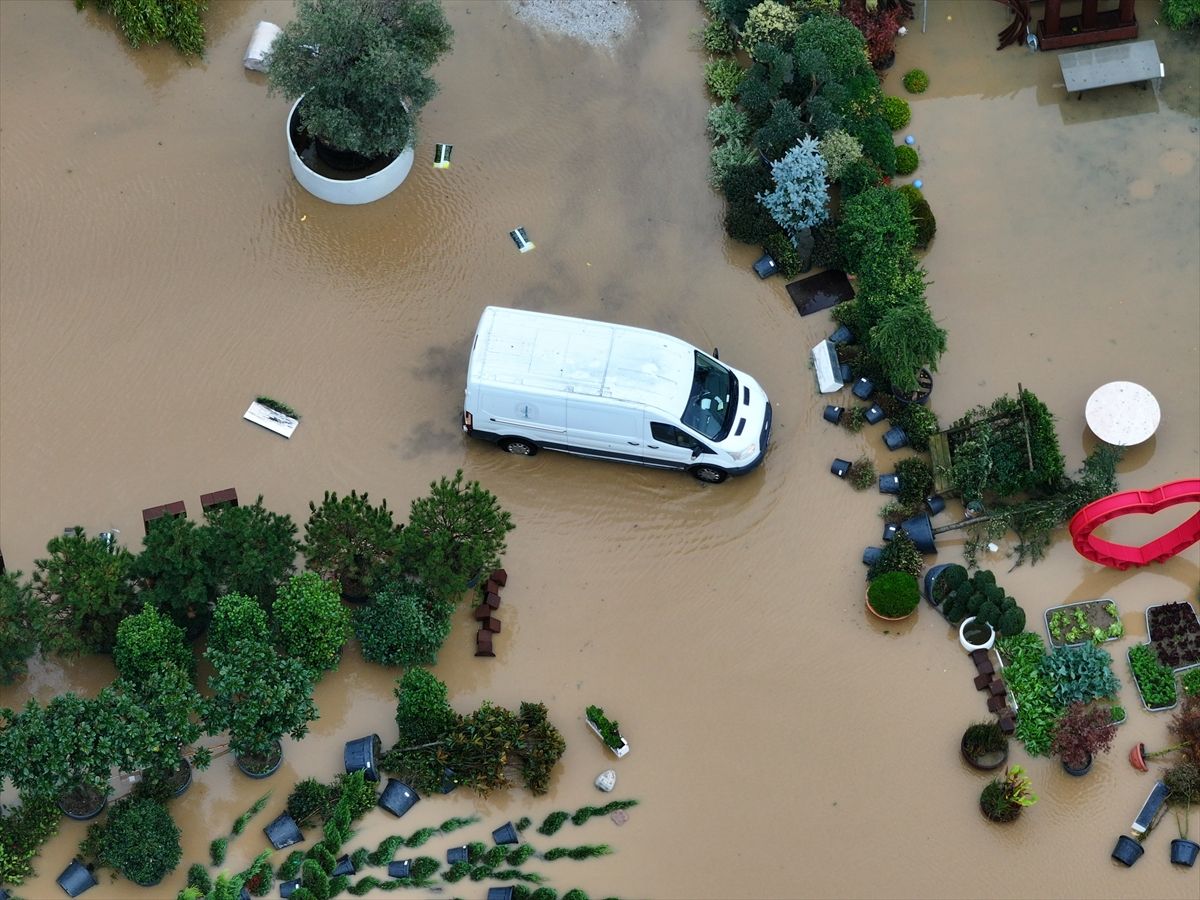 İzmir Su Baskını1
