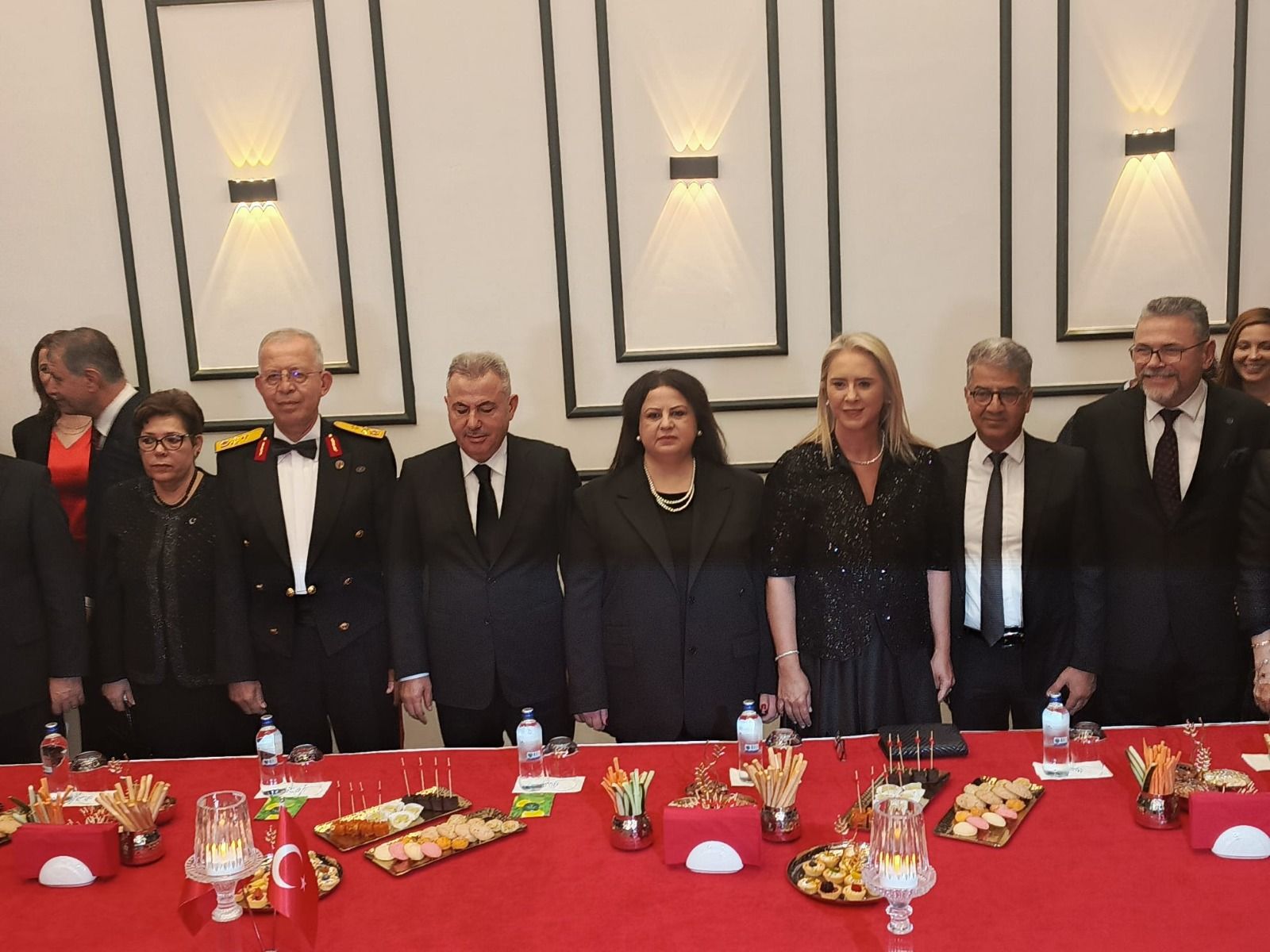 İzmir Valiliği’nden Cumhuriyet’in 103’Üncü Yılına Özel Gurur Gecesi! Vali Elban Zafer Cumhuriyetle Taçlandı (5)
