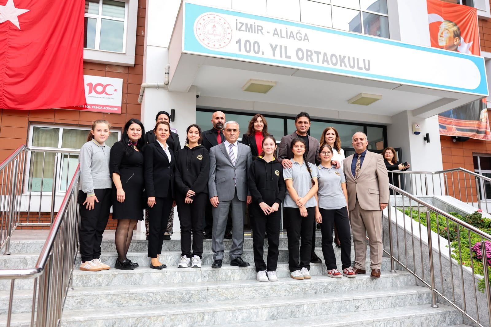 İzmir'de Eğitime Avrupa Modeli 'Geleceğin Sınıf Laboratuvarı' Hizmette! (3)