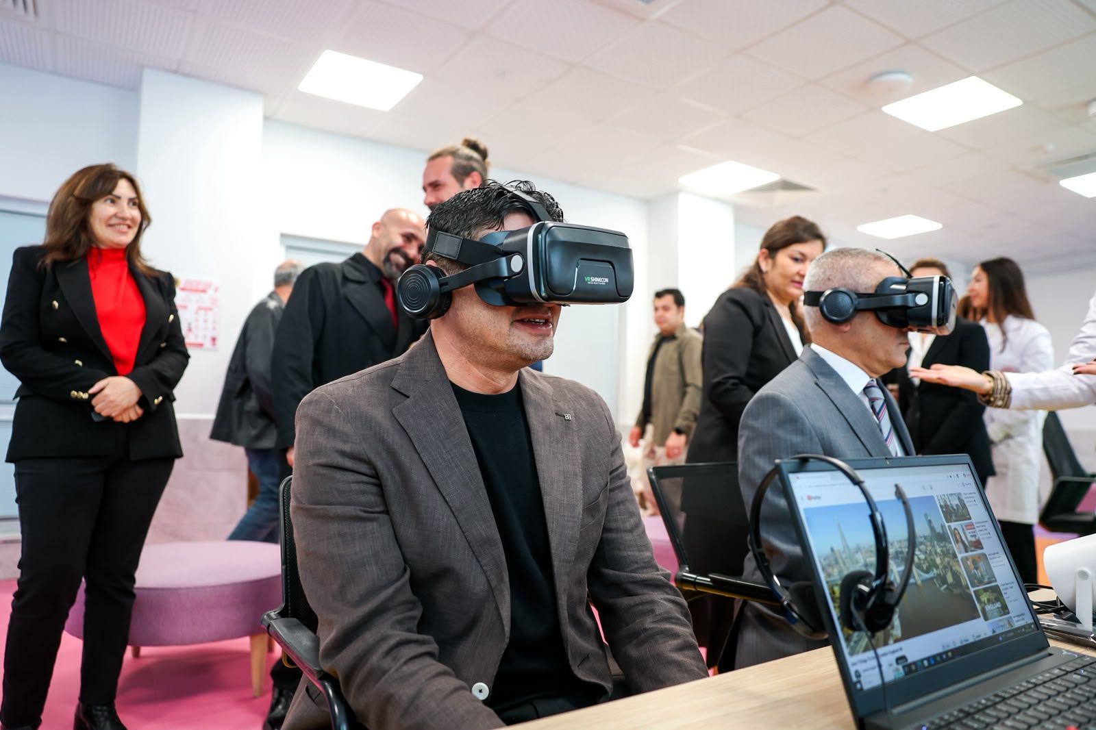 İzmir'de Eğitime Avrupa Modeli 'Geleceğin Sınıf Laboratuvarı' Hizmette! (4)