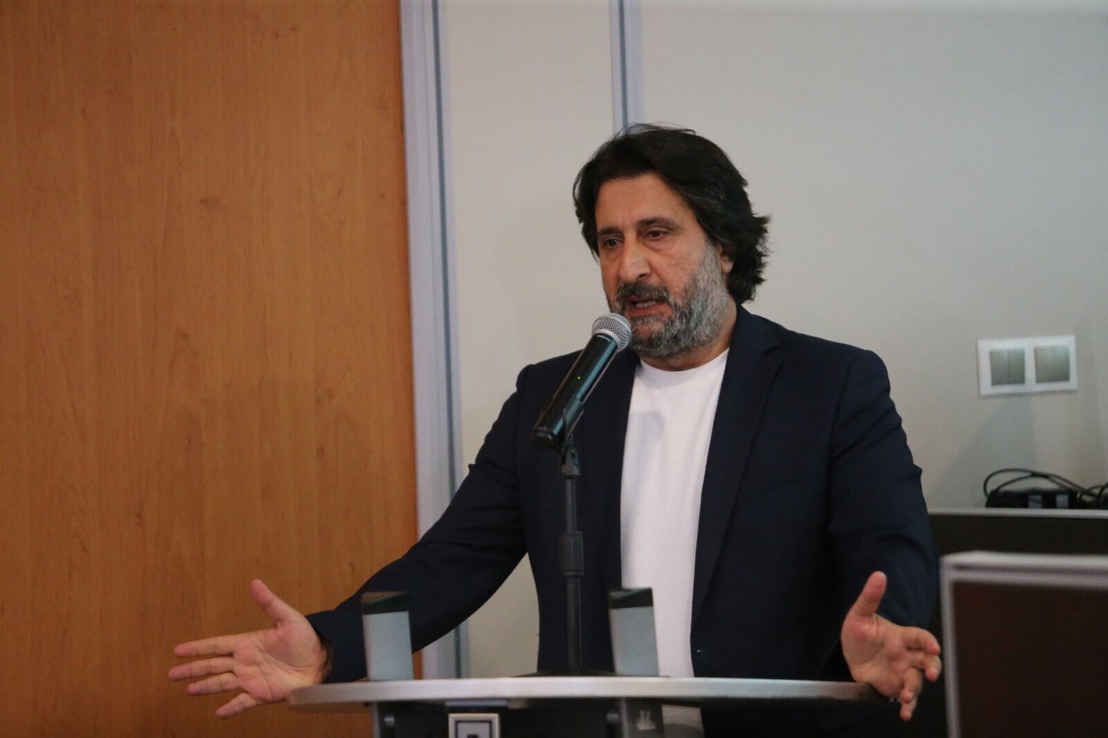 Mecliste "Adalet ve siyasi tercihler" polemiği