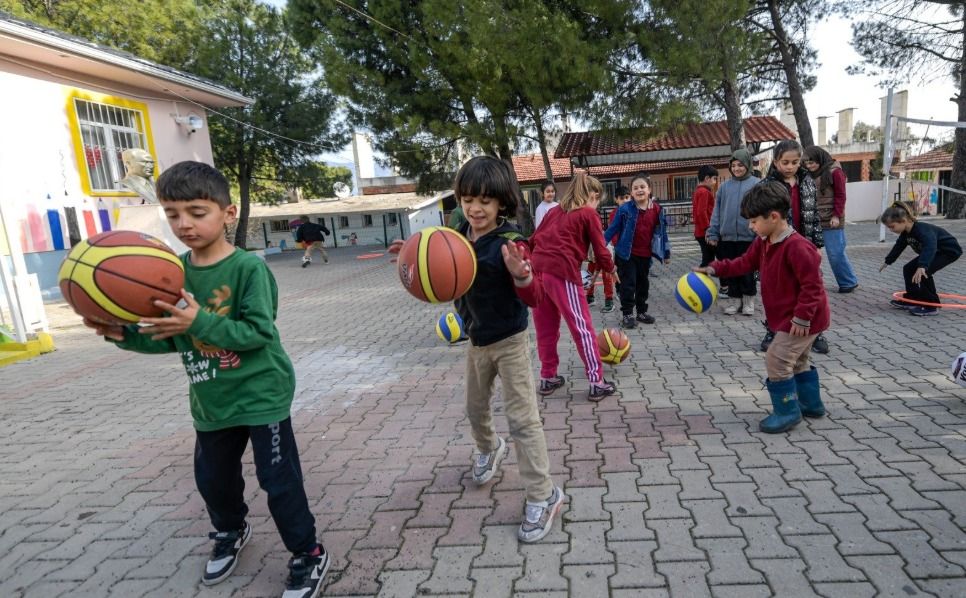 Çok sayıda branşta ekipman desteği