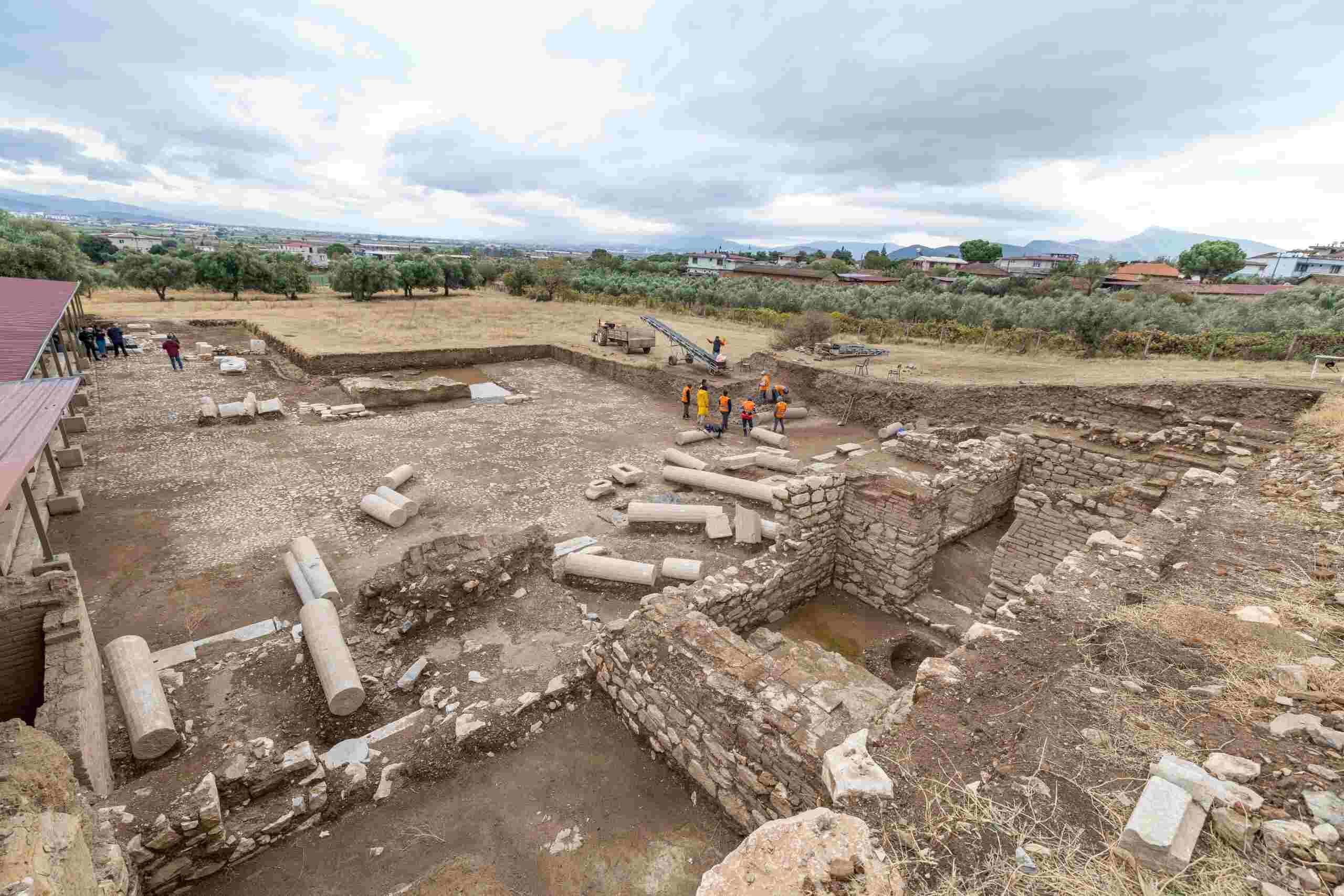 Metropolis Antik Kenti 1 (1)
