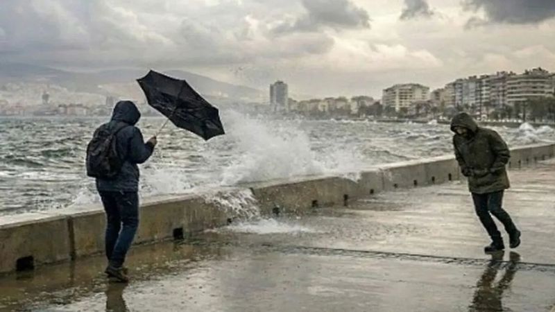 Gökyüzü karardı, yağmur geliyor: İzmir’de hafta sonu hava nasıl? 31.10.2026 İzmir hava durumu