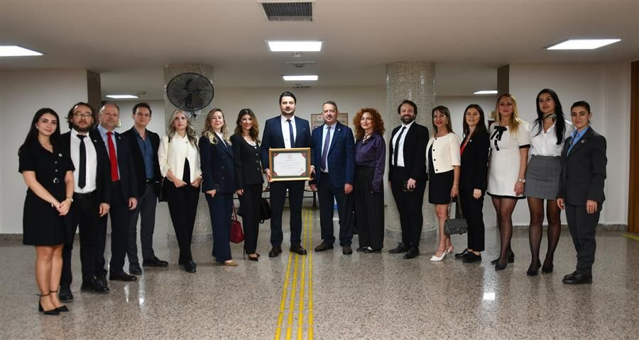 İzmir Barosu yönetimi netleşti
