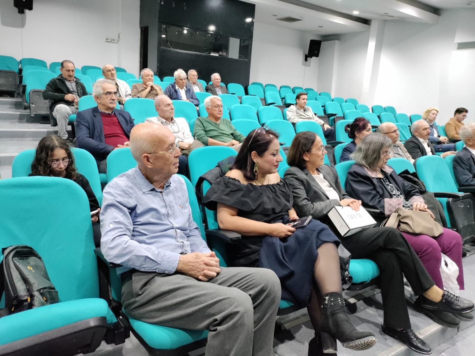 Türkan Saylan Kültür Merkezi̇’nde Dostlarla… 2