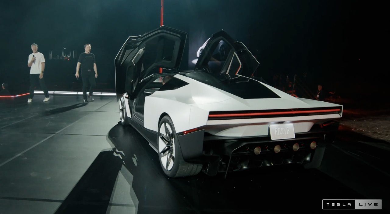 Ucan Tesla