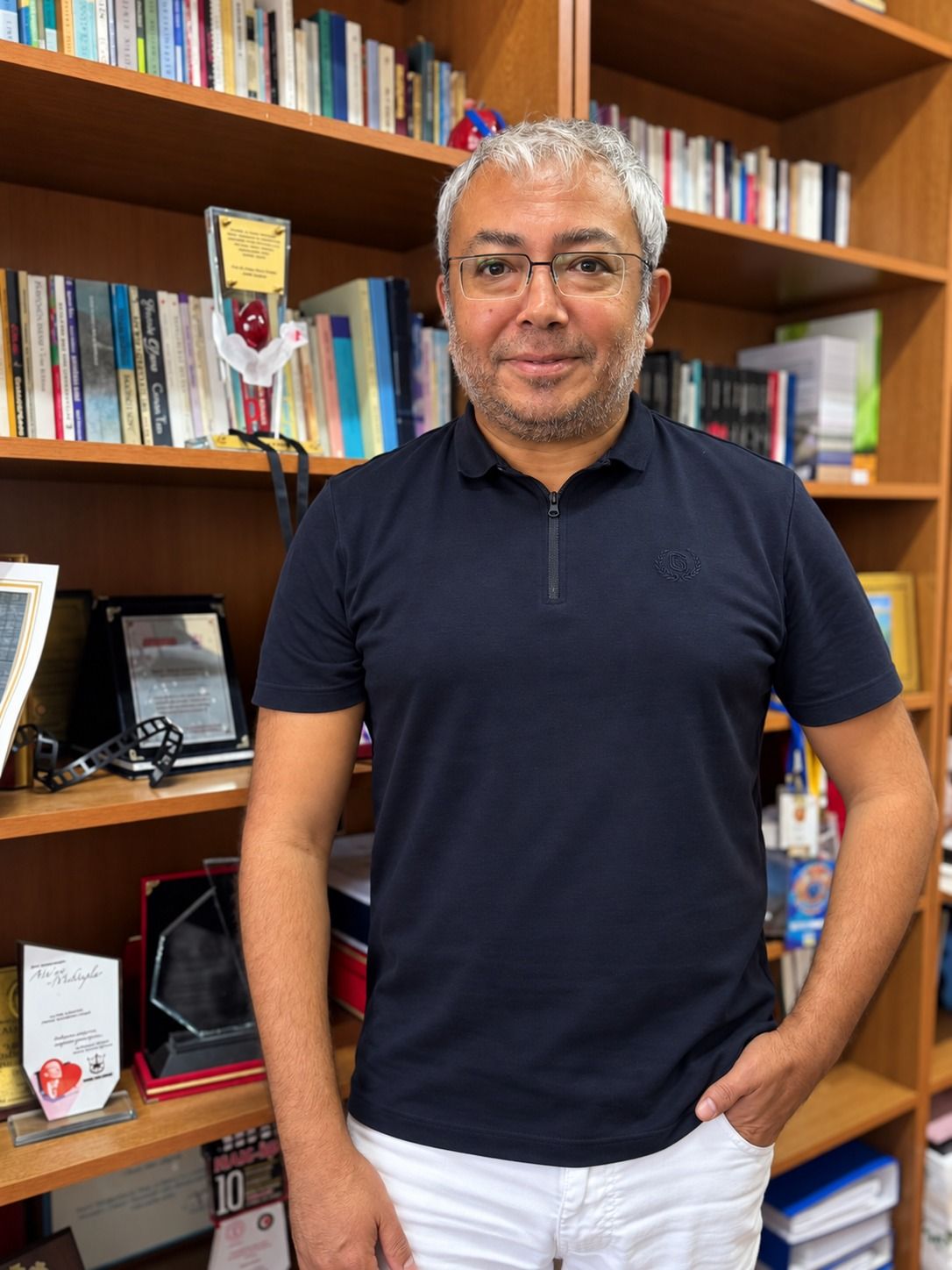 “Taş bile ses duyarken insanlığın suskunluğunu sorguladım”
