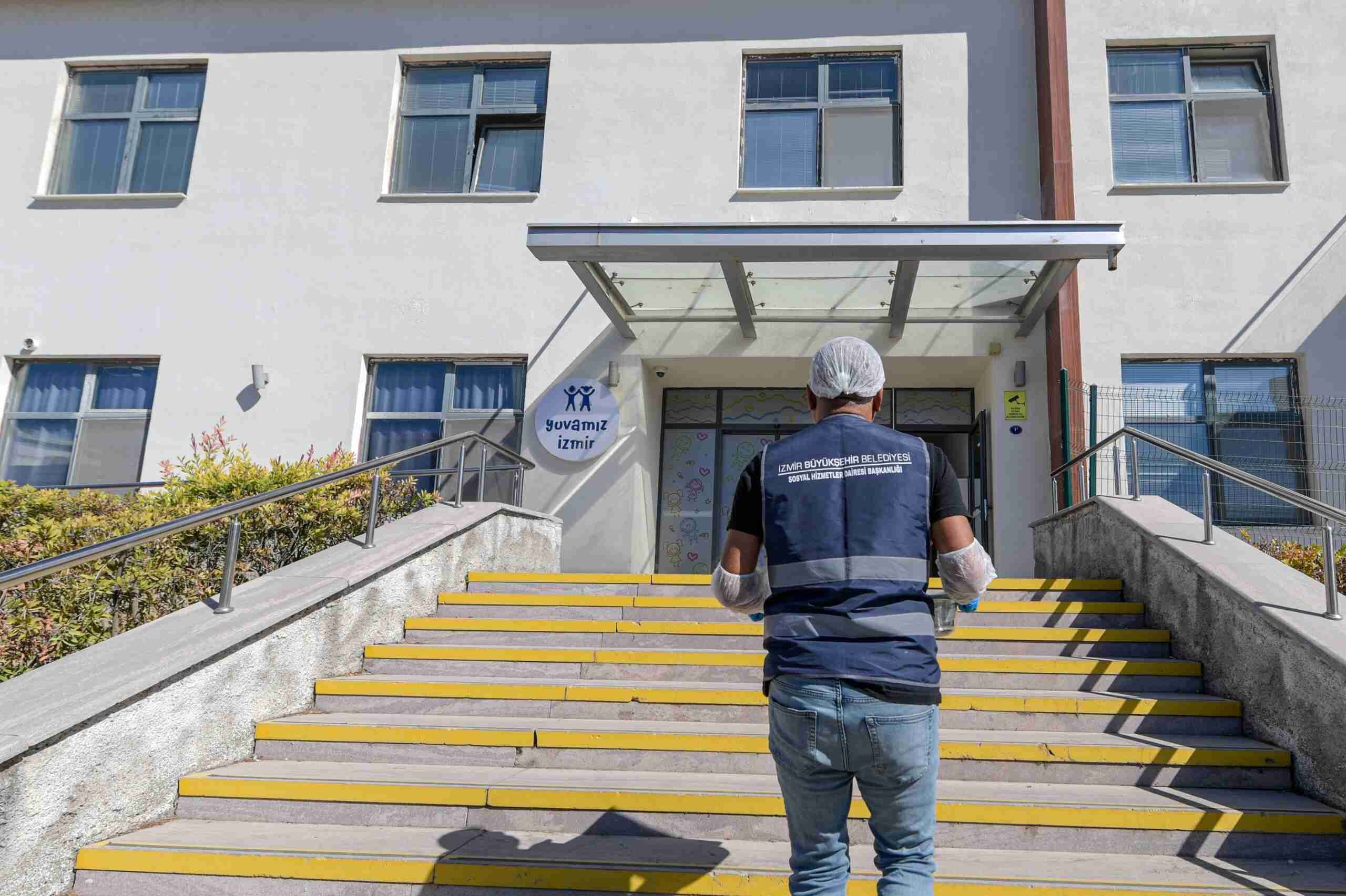 Yyuvamız Izmirr (1)